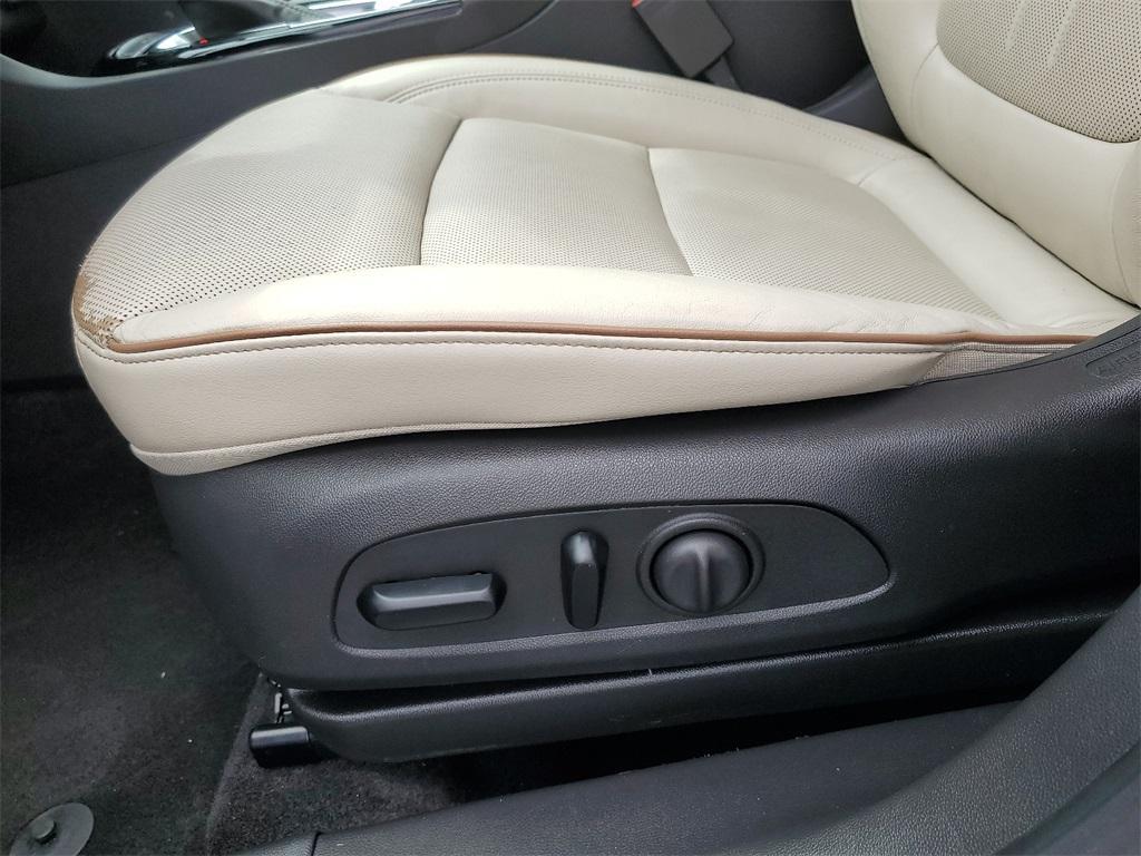 used 2024 Buick Encore GX car, priced at $29,450