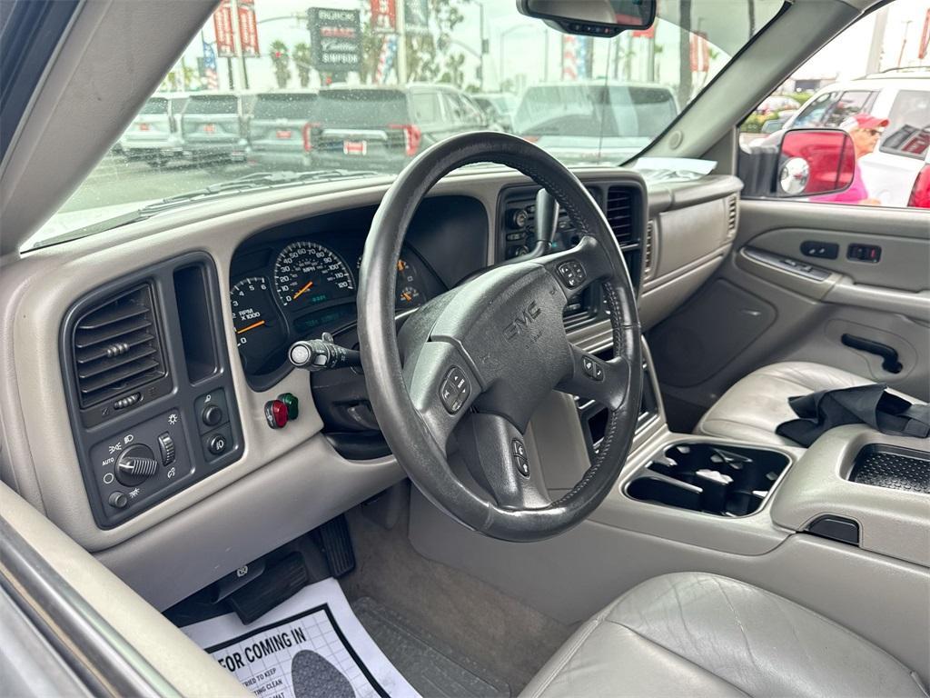 used 2004 GMC Sierra 2500 car, priced at $14,995