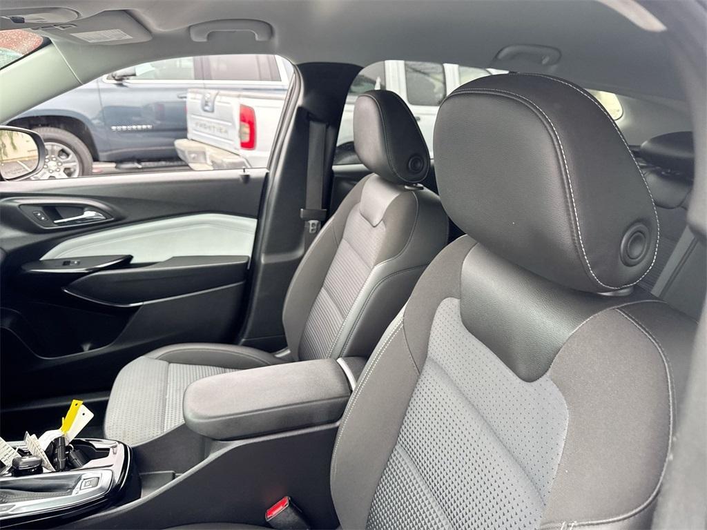 used 2024 Chevrolet Trax car