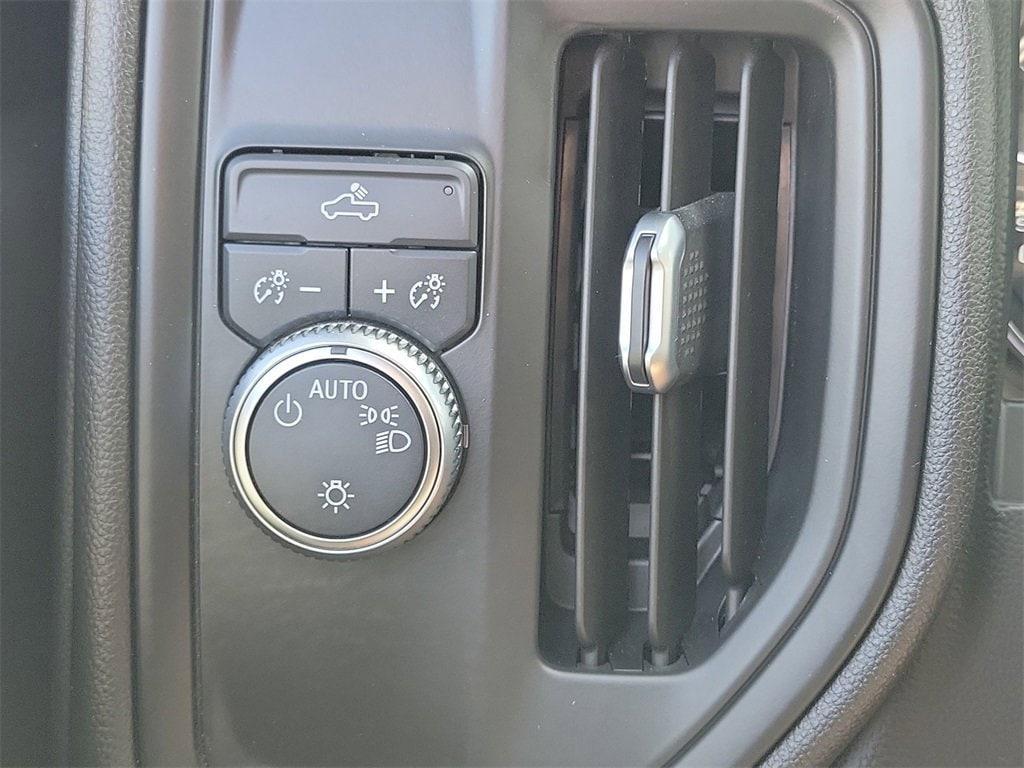 used 2021 GMC Sierra 1500 car, priced at $25,450