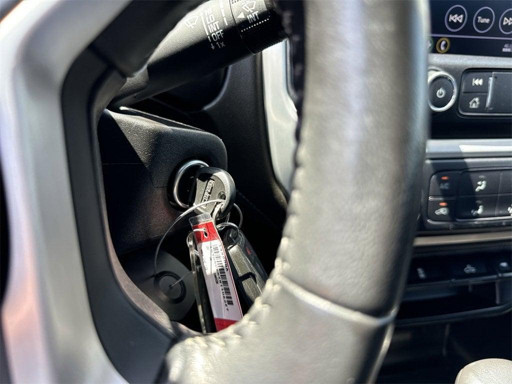 used 2022 GMC Canyon car, priced at $28,450