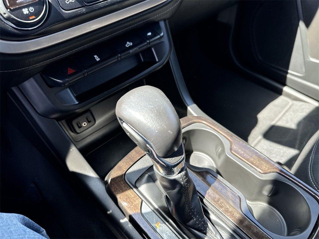 used 2022 GMC Canyon car, priced at $28,450