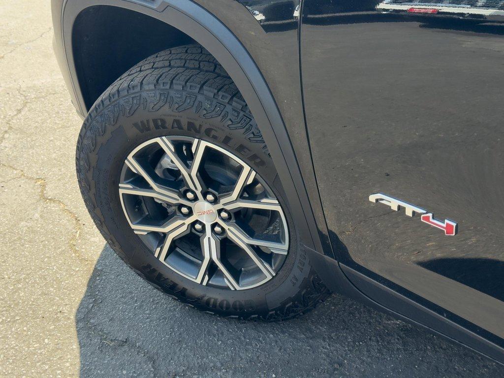 used 2025 GMC Acadia car, priced at $52,450