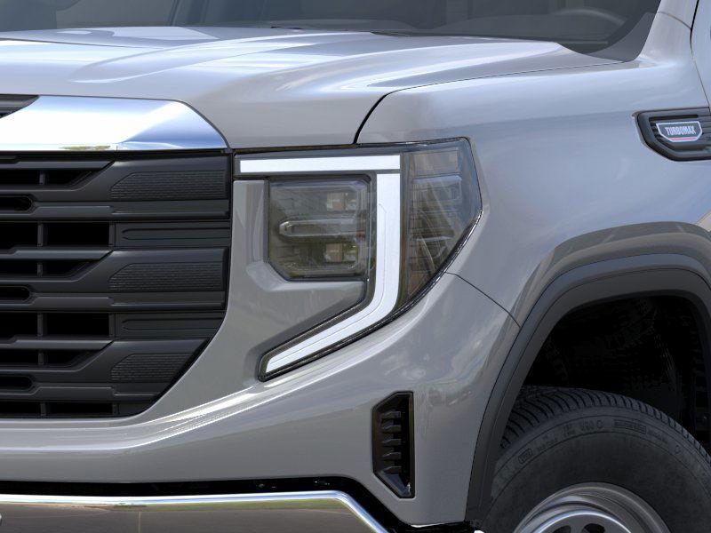 new 2025 GMC Sierra 1500 car, priced at $43,130