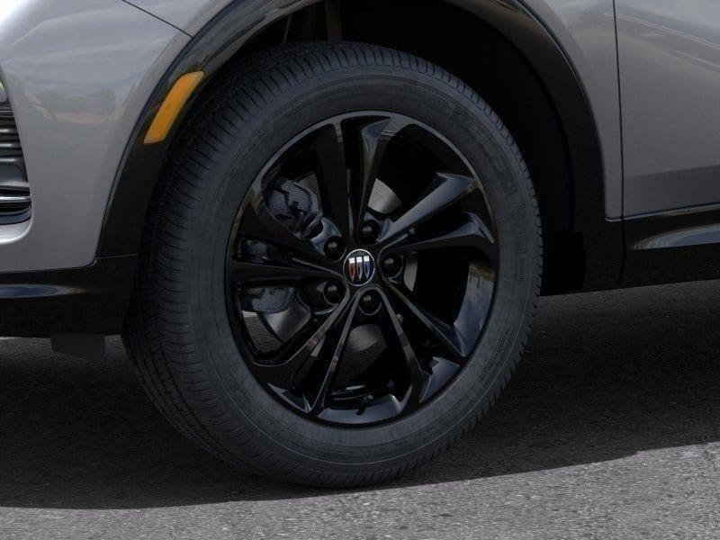 new 2025 Buick Envista car, priced at $27,685