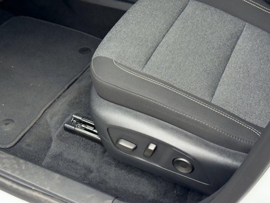 used 2025 GMC Acadia car, priced at $43,450