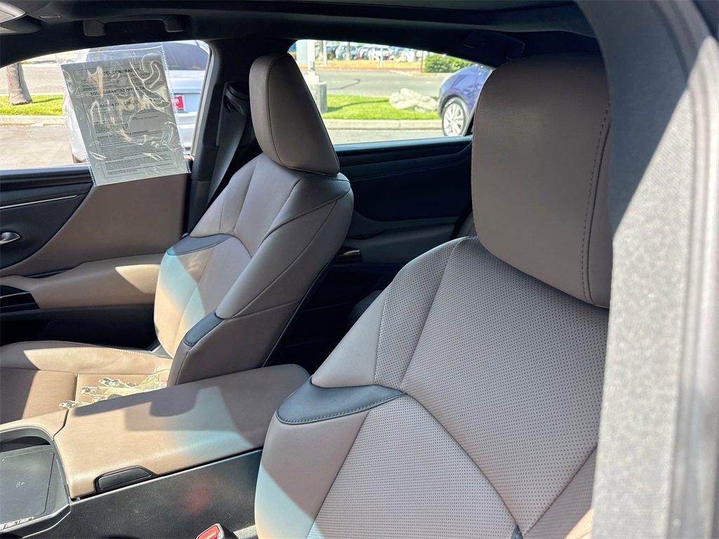 used 2023 Lexus ES 350 car, priced at $39,995