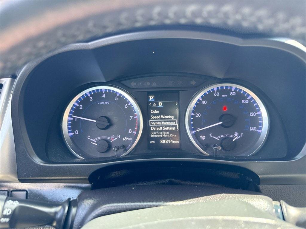 used 2018 Toyota Highlander car, priced at $21,995