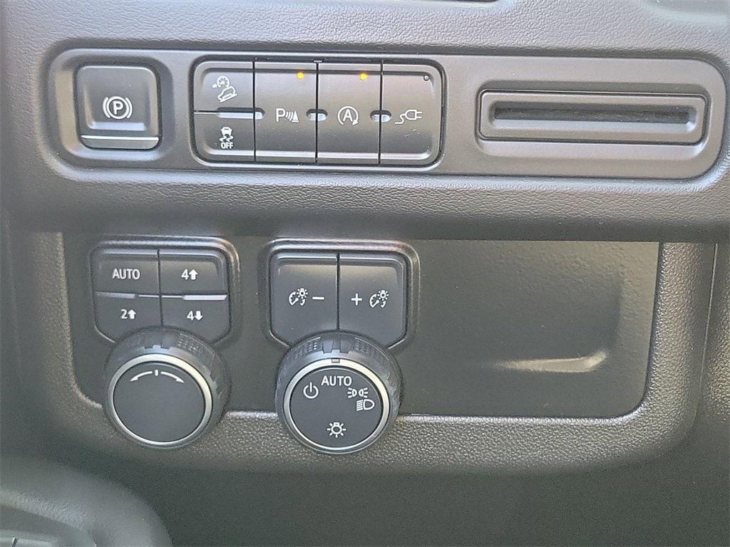 used 2021 Chevrolet Suburban car, priced at $41,995