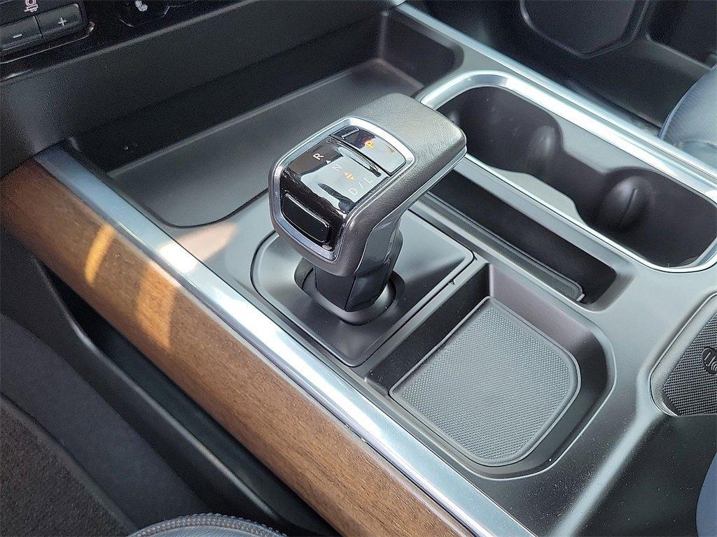 used 2022 Chevrolet Silverado 1500 car, priced at $41,995