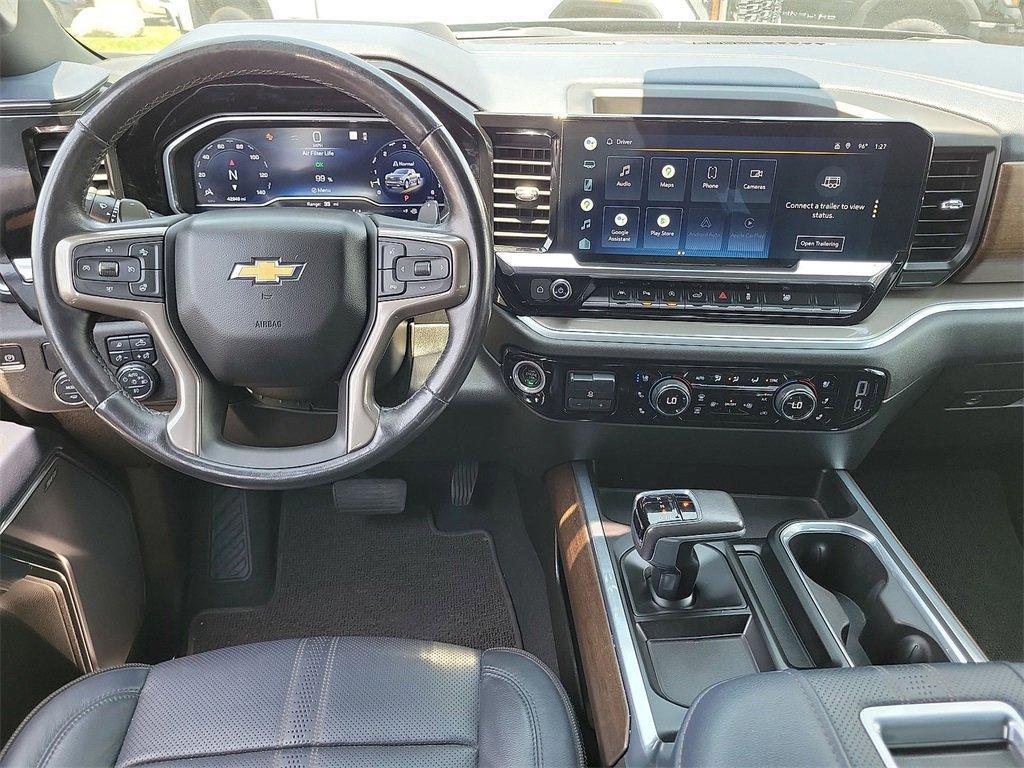 used 2022 Chevrolet Silverado 1500 car, priced at $41,995