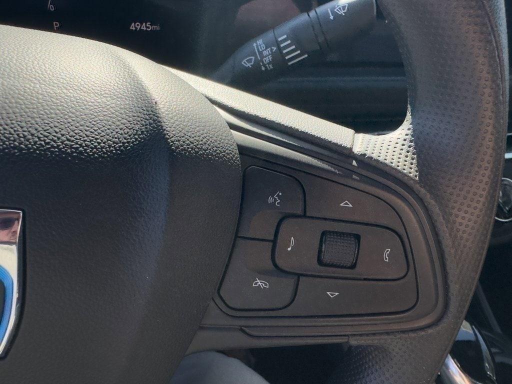 used 2025 Buick Envista car, priced at $24,450