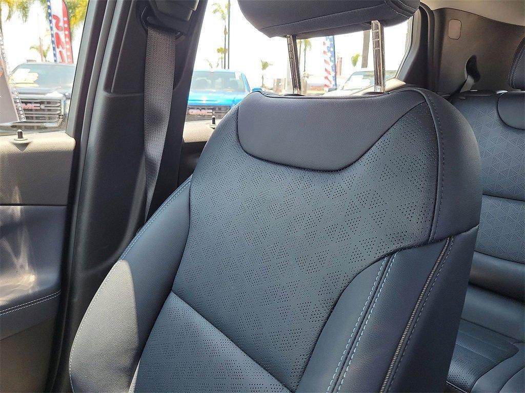 used 2022 Chevrolet Bolt EUV car, priced at $22,995