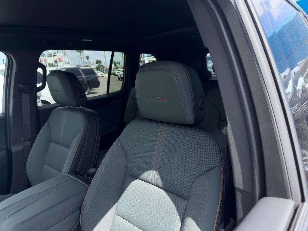 used 2025 GMC Acadia car, priced at $50,995