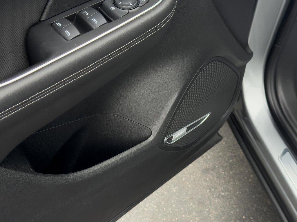 used 2025 Buick Envision car, priced at $36,450