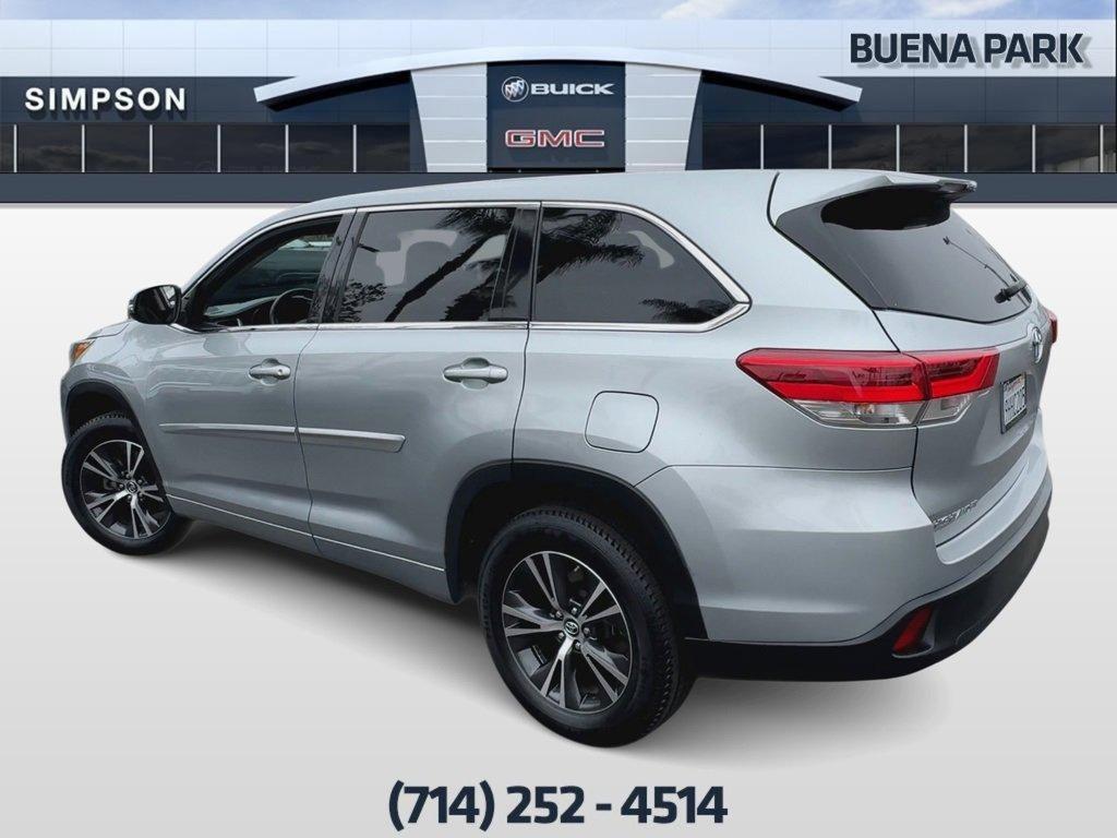 used 2018 Toyota Highlander car, priced at $23,450