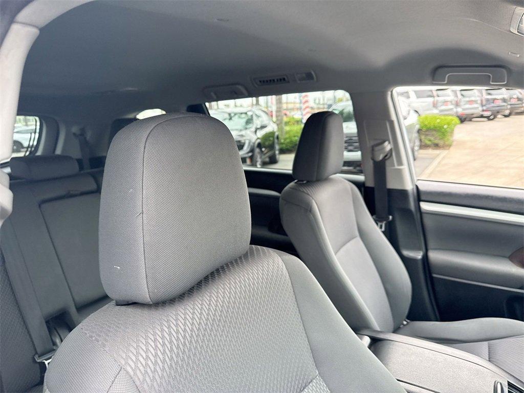 used 2018 Toyota Highlander car, priced at $23,450