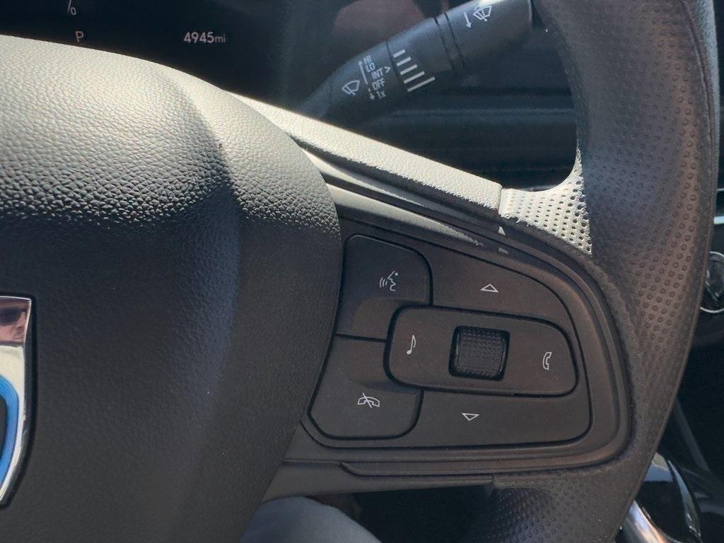 used 2025 Buick Envista car, priced at $23,995