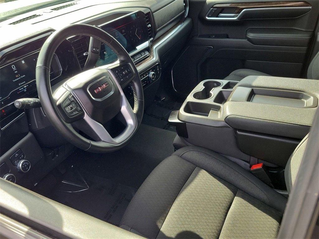 used 2023 GMC Sierra 1500 car, priced at $40,450