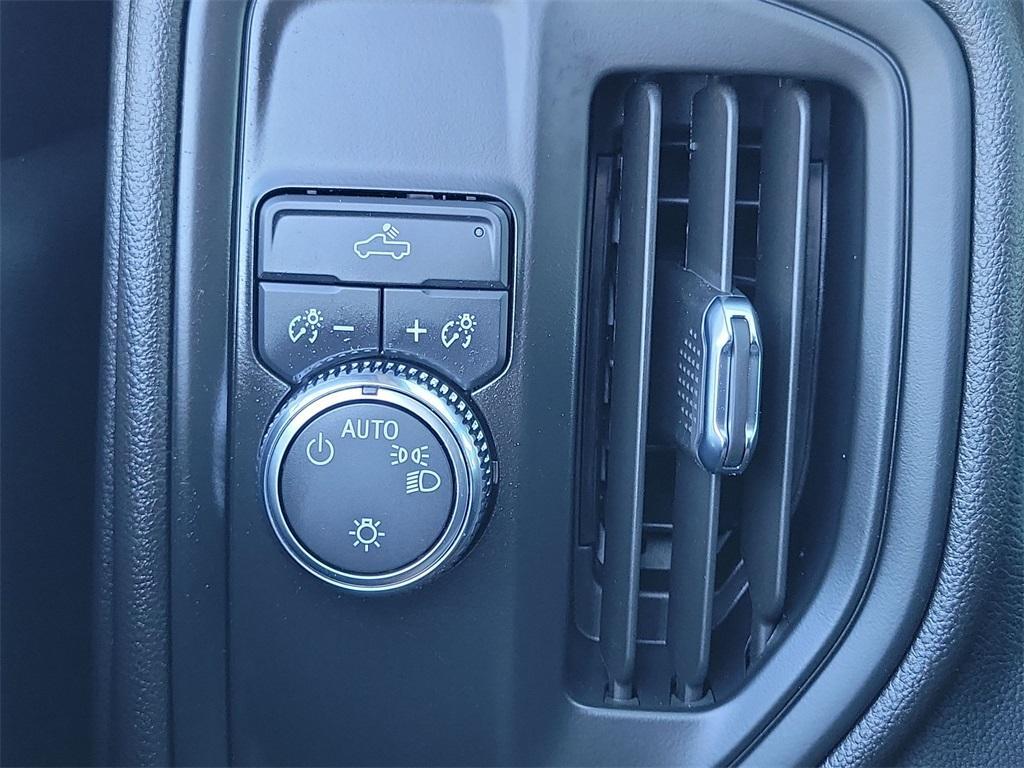 used 2025 GMC Sierra 1500 car, priced at $34,450