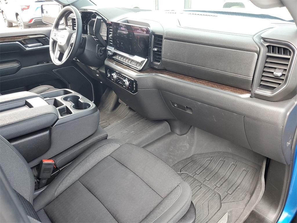 used 2024 GMC Sierra 1500 car, priced at $45,995