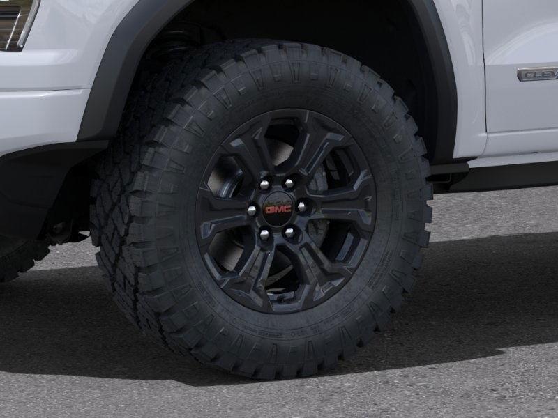new 2025 GMC Canyon car, priced at $40,095