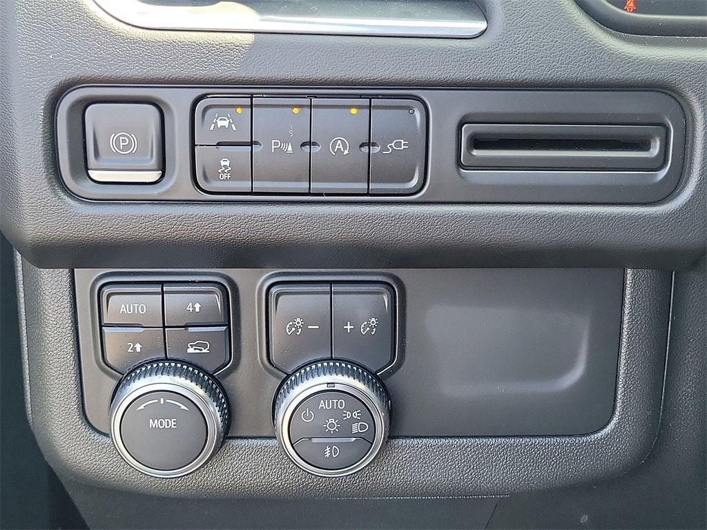 used 2022 GMC Yukon XL car, priced at $48,450