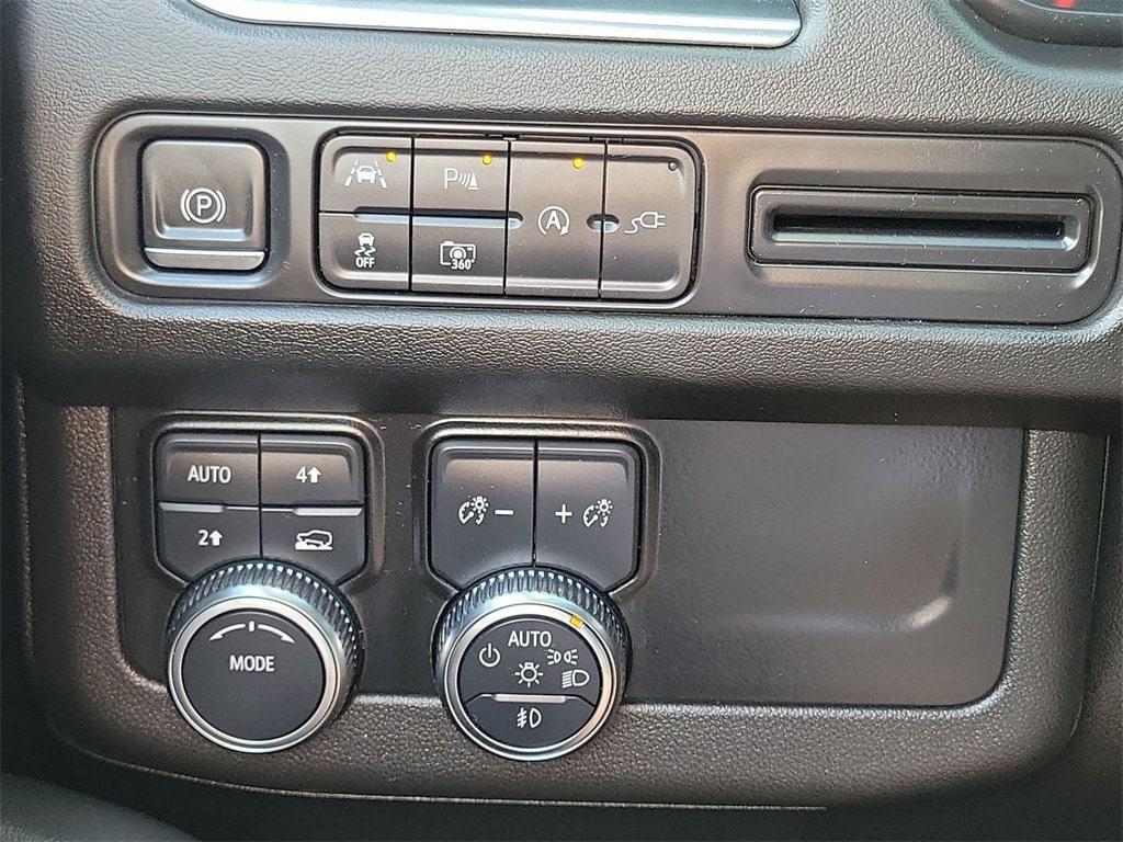 used 2022 GMC Yukon car, priced at $54,450