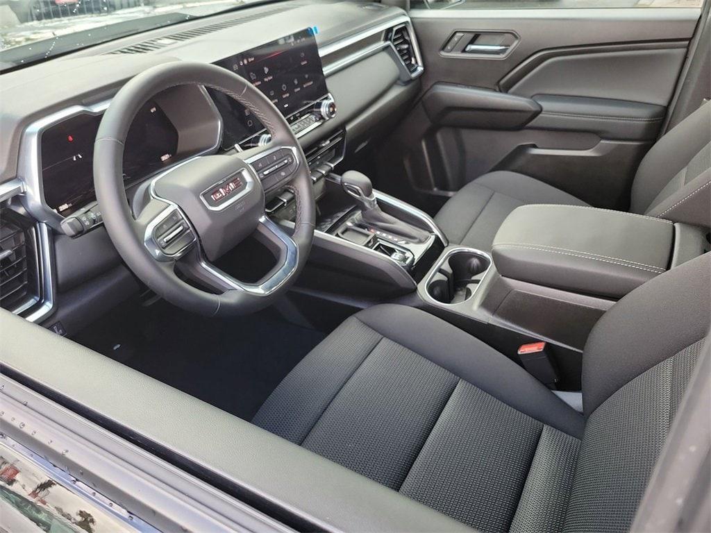 used 2025 GMC Canyon car, priced at $35,995