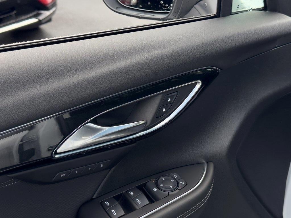 used 2025 Buick Envision car, priced at $37,995