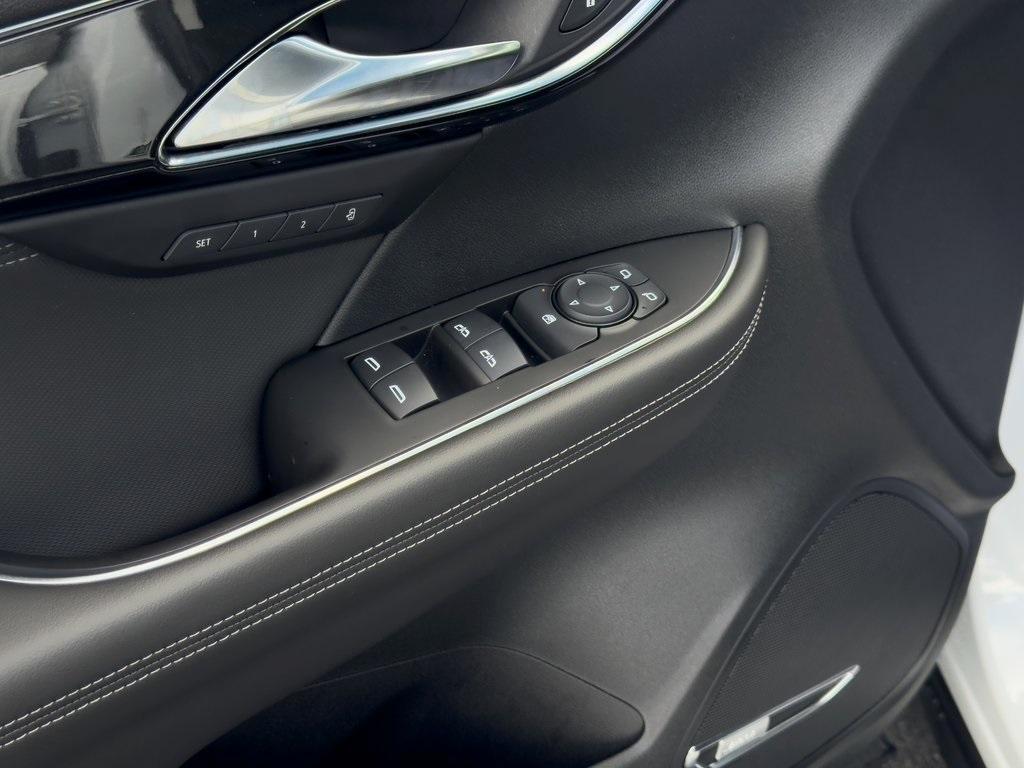 used 2025 Buick Envision car, priced at $37,995