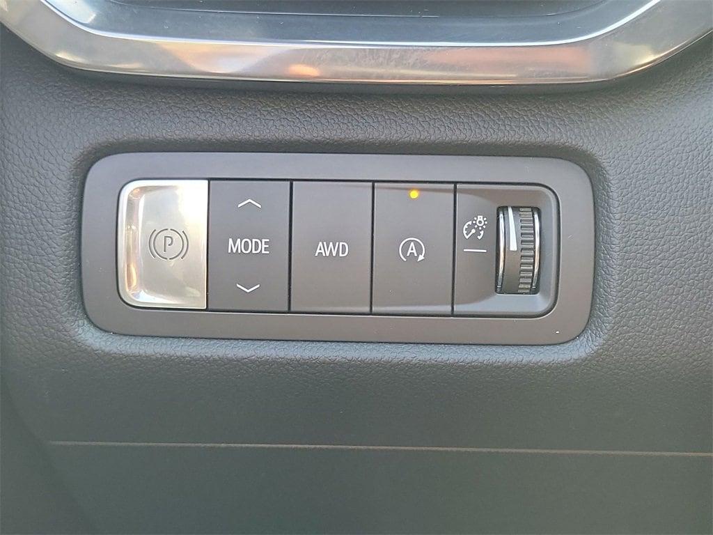 used 2025 GMC Acadia car, priced at $52,995