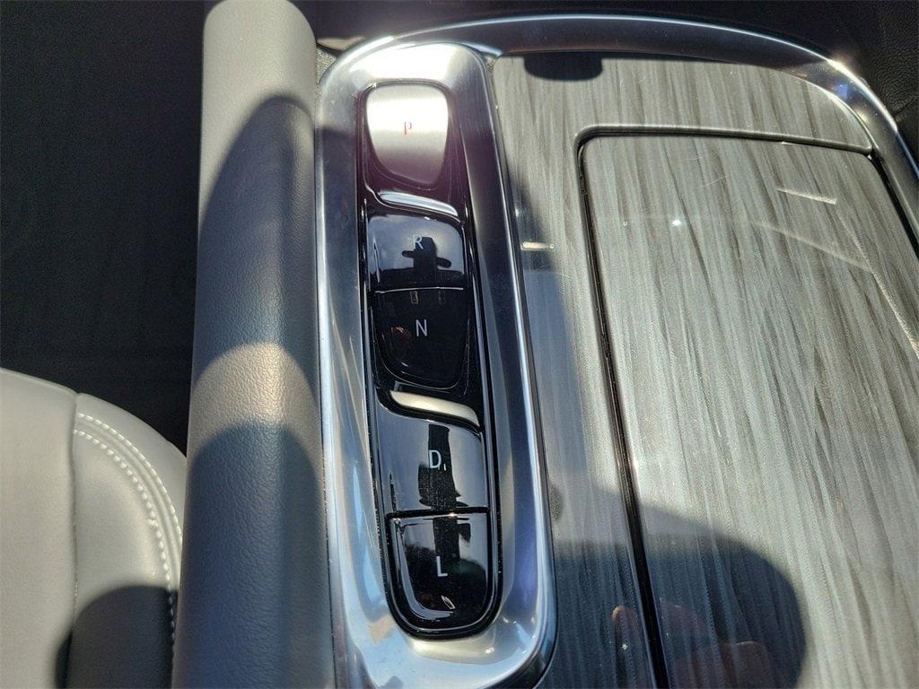 used 2024 Buick Enclave car, priced at $30,995