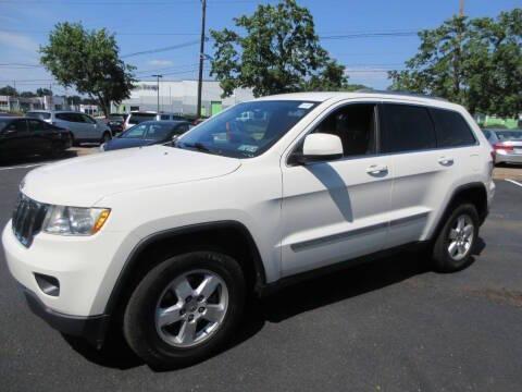 used 2011 Jeep Grand Cherokee car, priced at $10,888