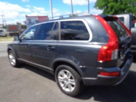used 2010 Volvo XC90 car, priced at $10,995