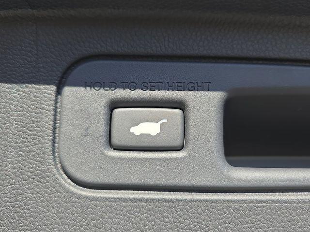 new 2025 Honda Pilot car, priced at $48,280