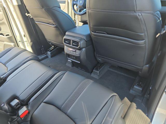 new 2025 Honda Pilot car, priced at $48,280