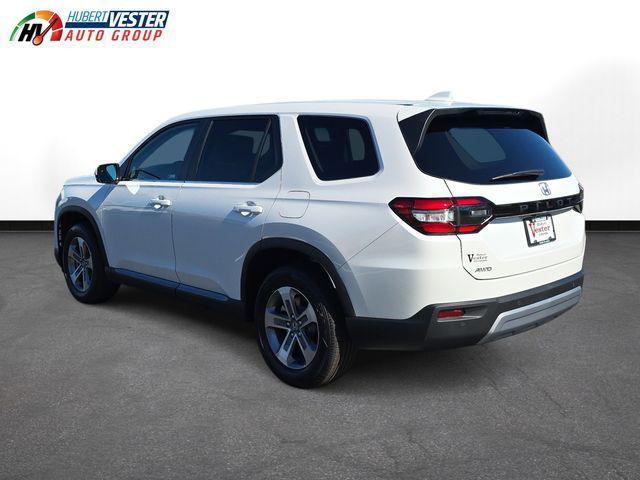 new 2025 Honda Pilot car, priced at $48,280