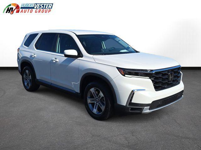 new 2025 Honda Pilot car, priced at $48,280