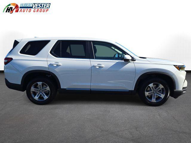 new 2025 Honda Pilot car, priced at $48,280