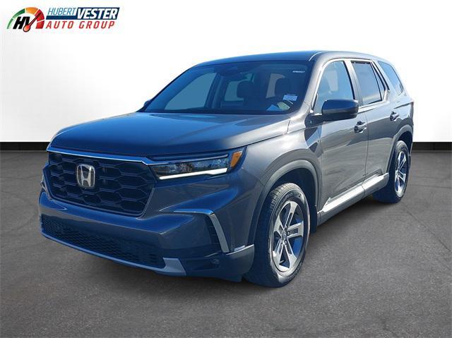 new 2025 Honda Pilot car, priced at $43,895