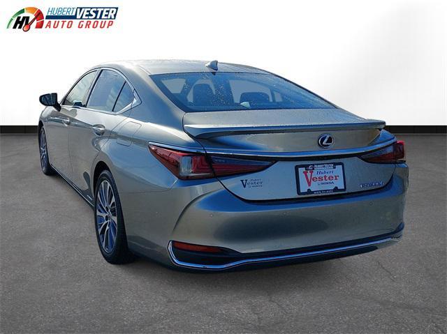 used 2019 Lexus ES 300h car, priced at $25,997