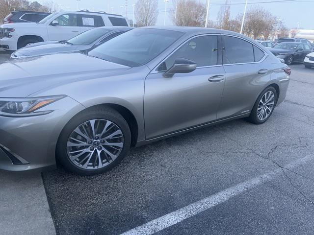 used 2019 Lexus ES 300h car, priced at $28,877