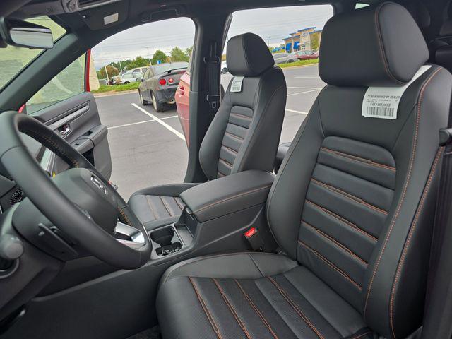 new 2026 Honda CR-V Hybrid car, priced at $39,380