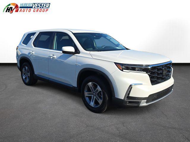 new 2025 Honda Pilot car, priced at $47,550