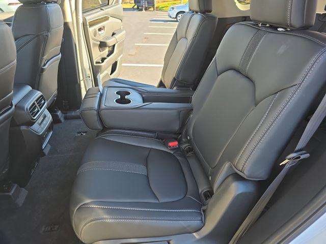 new 2025 Honda Pilot car, priced at $47,550