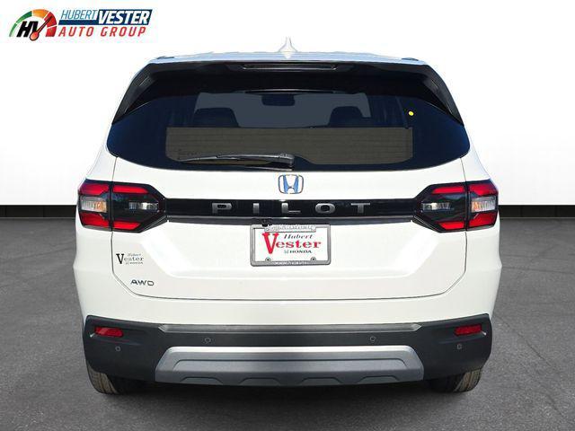 new 2025 Honda Pilot car, priced at $47,550