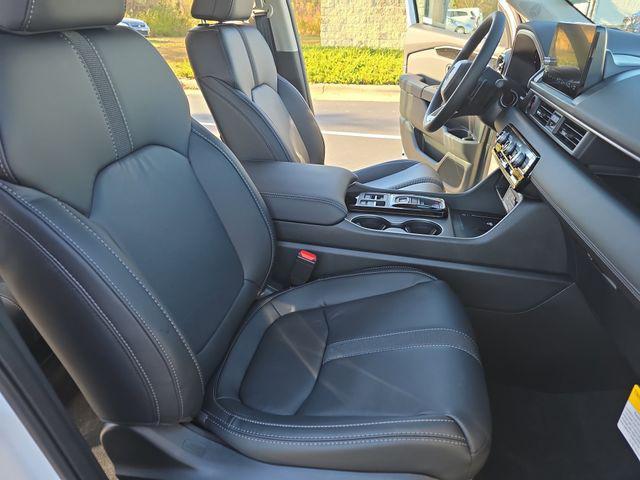 new 2025 Honda Pilot car, priced at $47,550