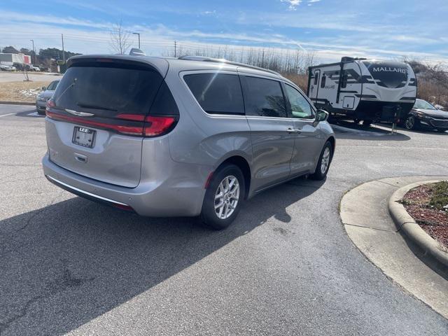 used 2021 Chrysler Pacifica car, priced at $26,819