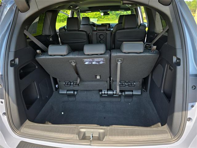 new 2025 Honda Odyssey car, priced at $45,275